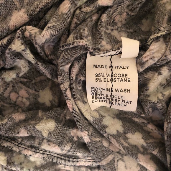 American Eagle Floral Front button Skirt - Picture 5 of 6